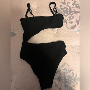 Shade and shore Black one piece swimsuit